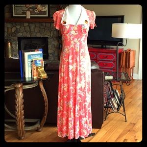 Vintage festival dress keyhole back patches small